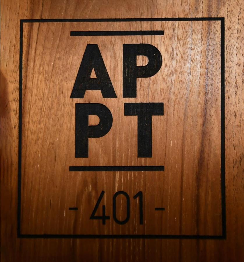 Design Yourhosthelper Appartement *